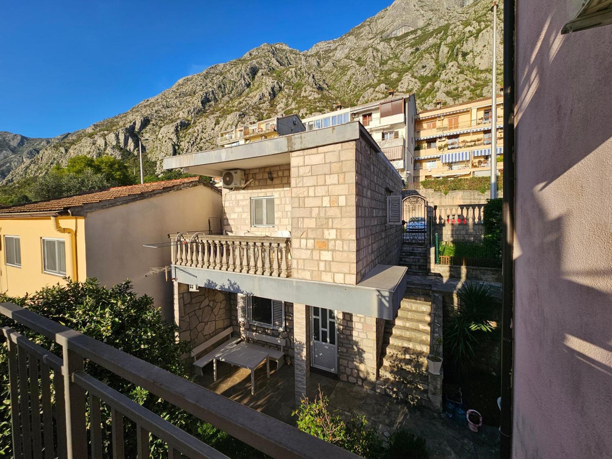 Modern Seaside Escape - Stunning Sea View - Private & Stylish Lejlighed Kotor Eksteriør billede